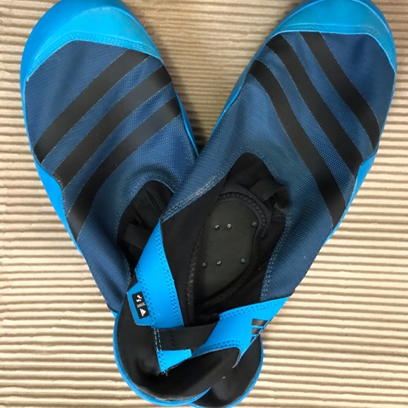 adidas traxion sandals